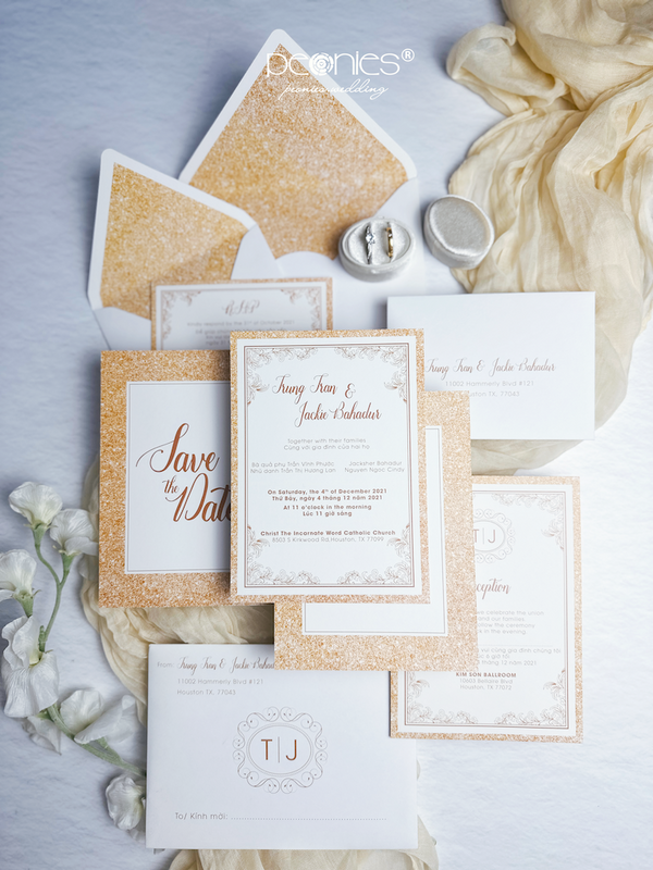 Luxury wedding invitation with glitter background P240911