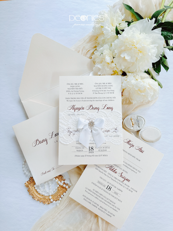 P240705 - Luxurious, Classy Wedding Invitation, Large Size, Starlight Paper, Attached With High-Quality Lace And Pearl Belt