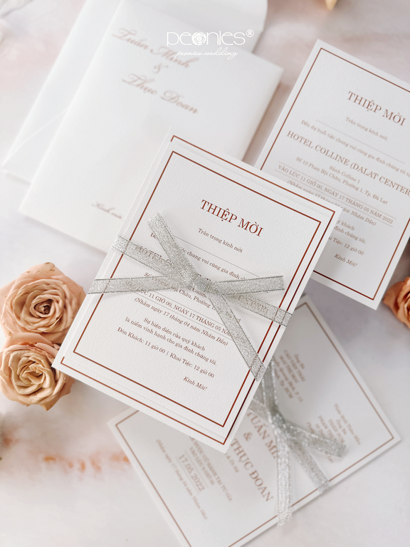 P240617 Luxury Glitter Ribbon and Elegant White Wedding Invitations ...