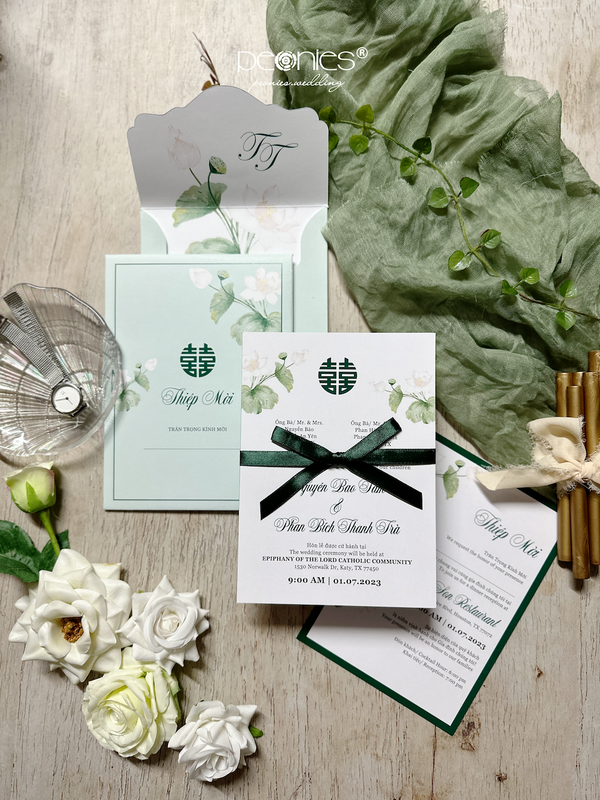 P00574 Lotus Wedding Invitations