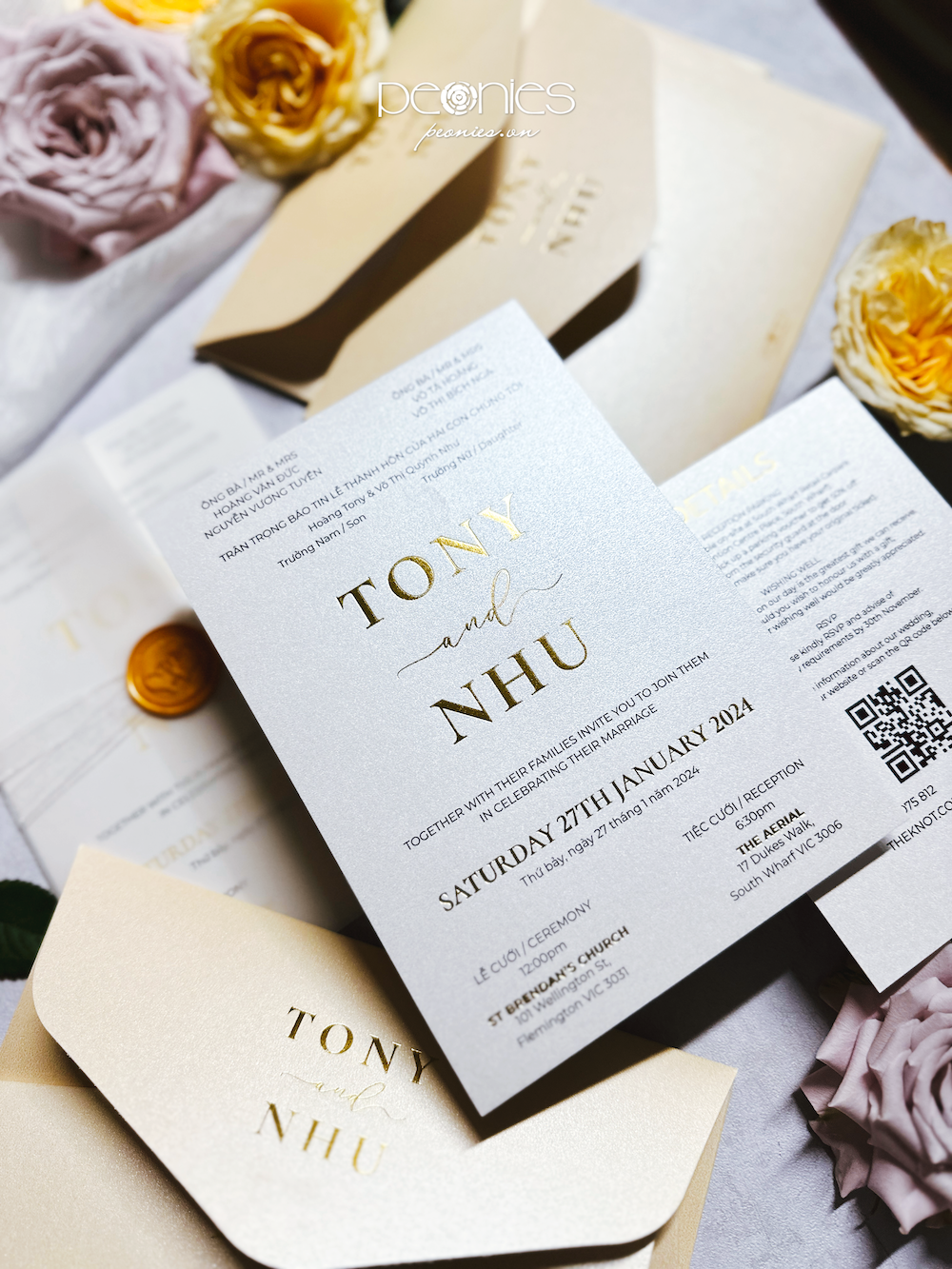 P00230931 Elegant Gold Foil Invitation – Peonies Wedding