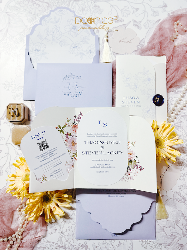 P240390 Tri Folder & Wax Seal Invitation