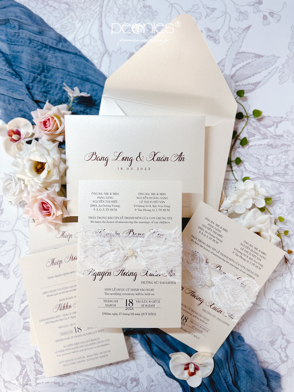 P240388 Big Size Lace Invitation